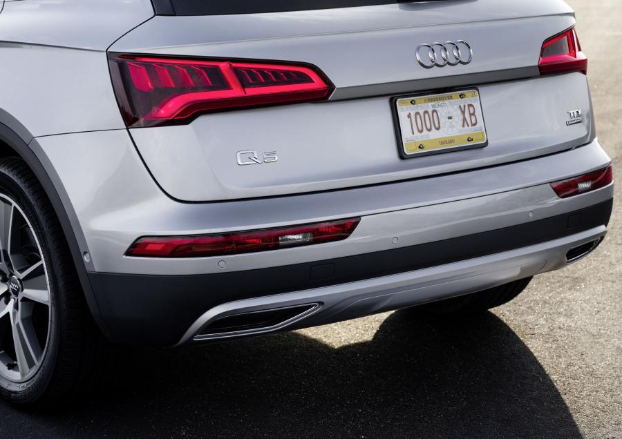Детали экстерьера Audi Q5 TDI Quattro 2016 года  (WW) (фото 59 из 90)